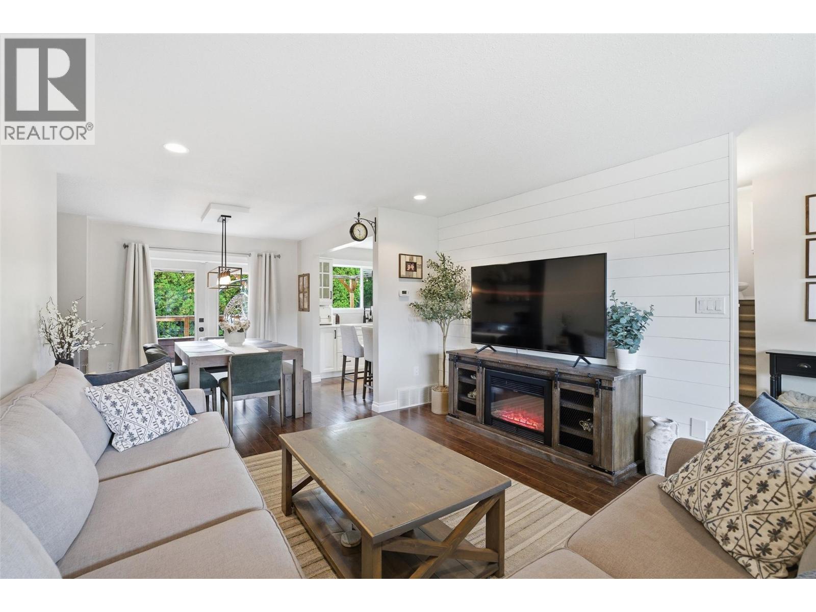 1867 Juniper Drive - Image 35