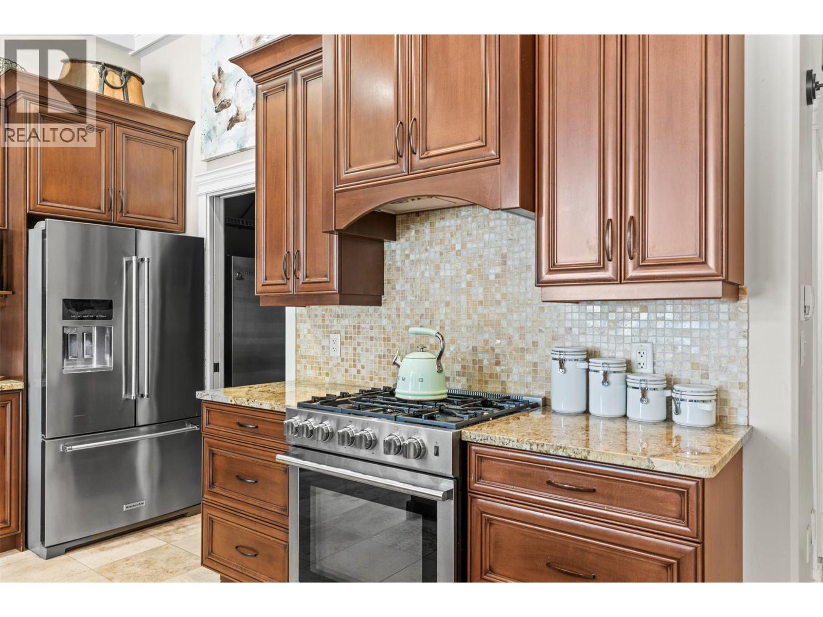 8049 Okanagan Landing Road - 17
