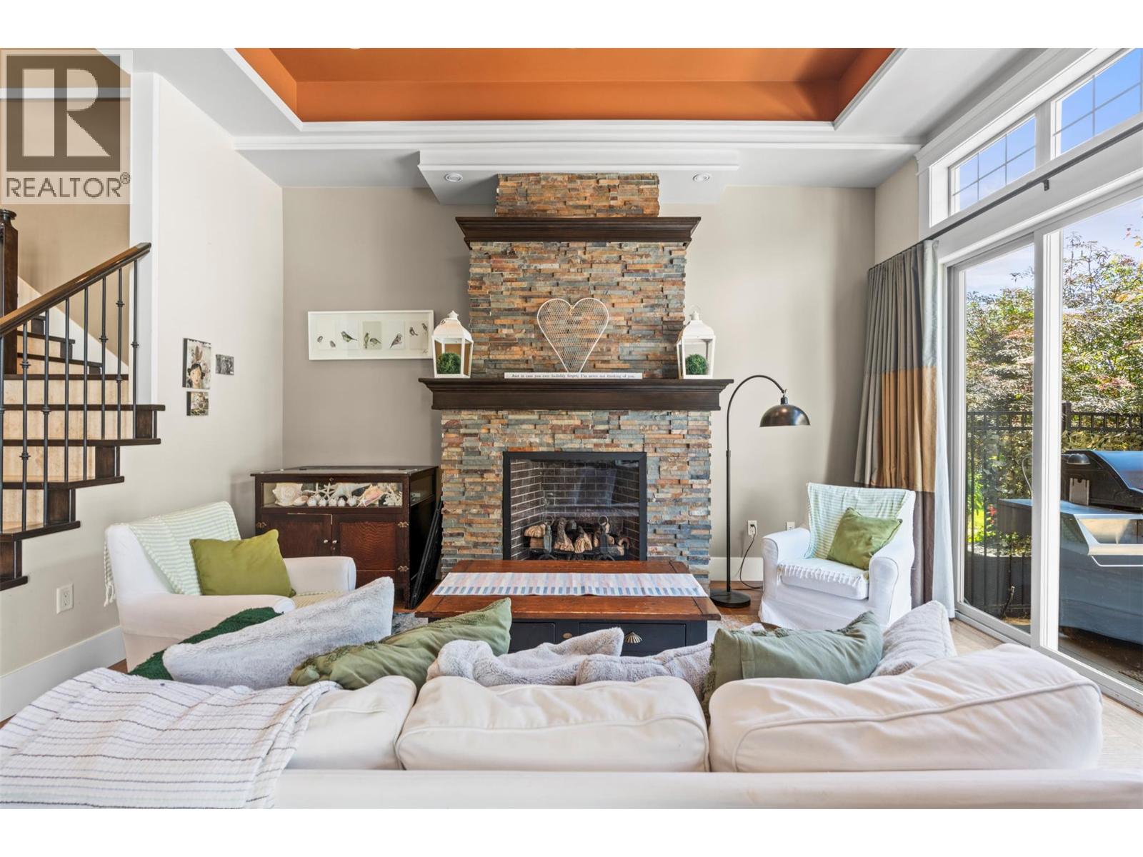 8049 Okanagan Landing Road - 22