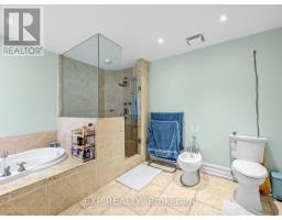 241 Poplar Plains Street, Toronto, ON M4V2N8 Photo 21