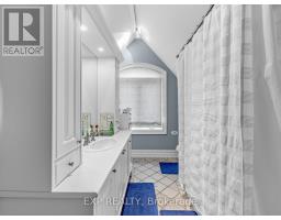 241 Poplar Plains Street, Toronto, ON M4V2N8 Photo 25