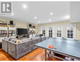 241 Poplar Plains Street, Toronto, ON M4V2N8 Photo 32