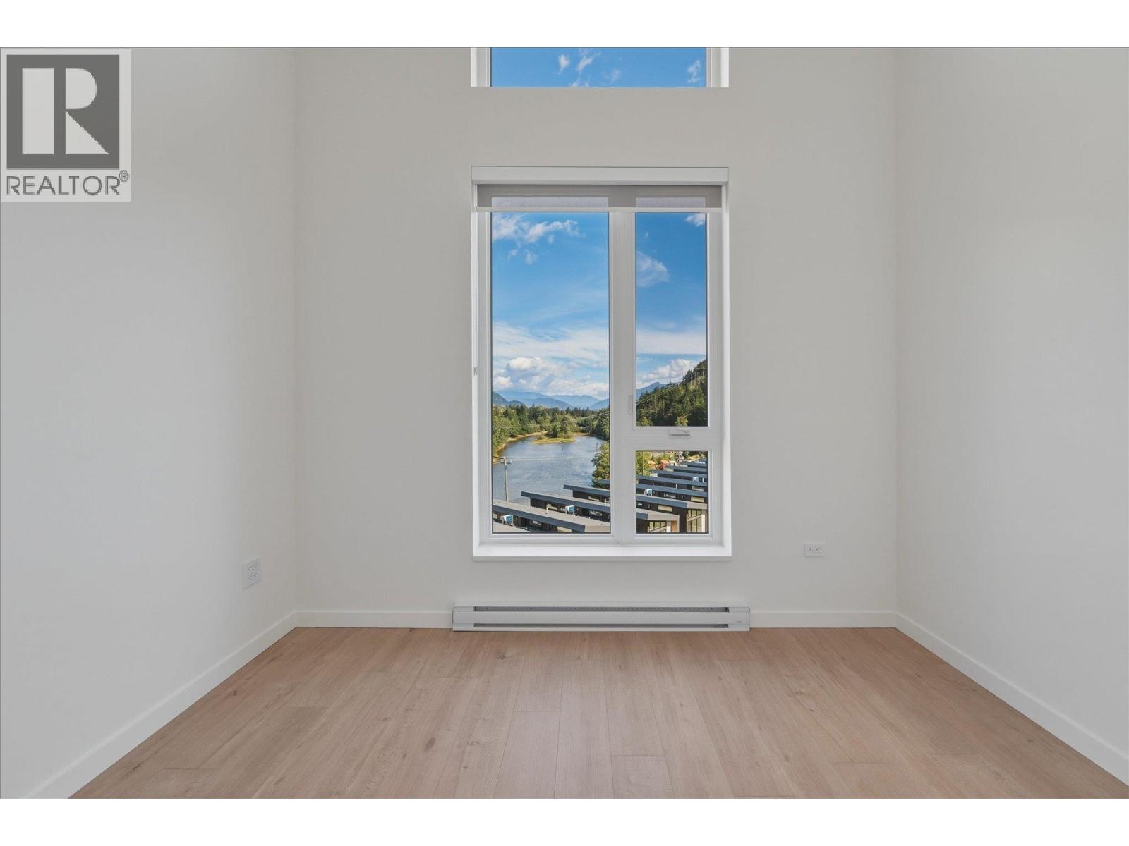 621 1500 SCOTT CRESCENT, Squamish