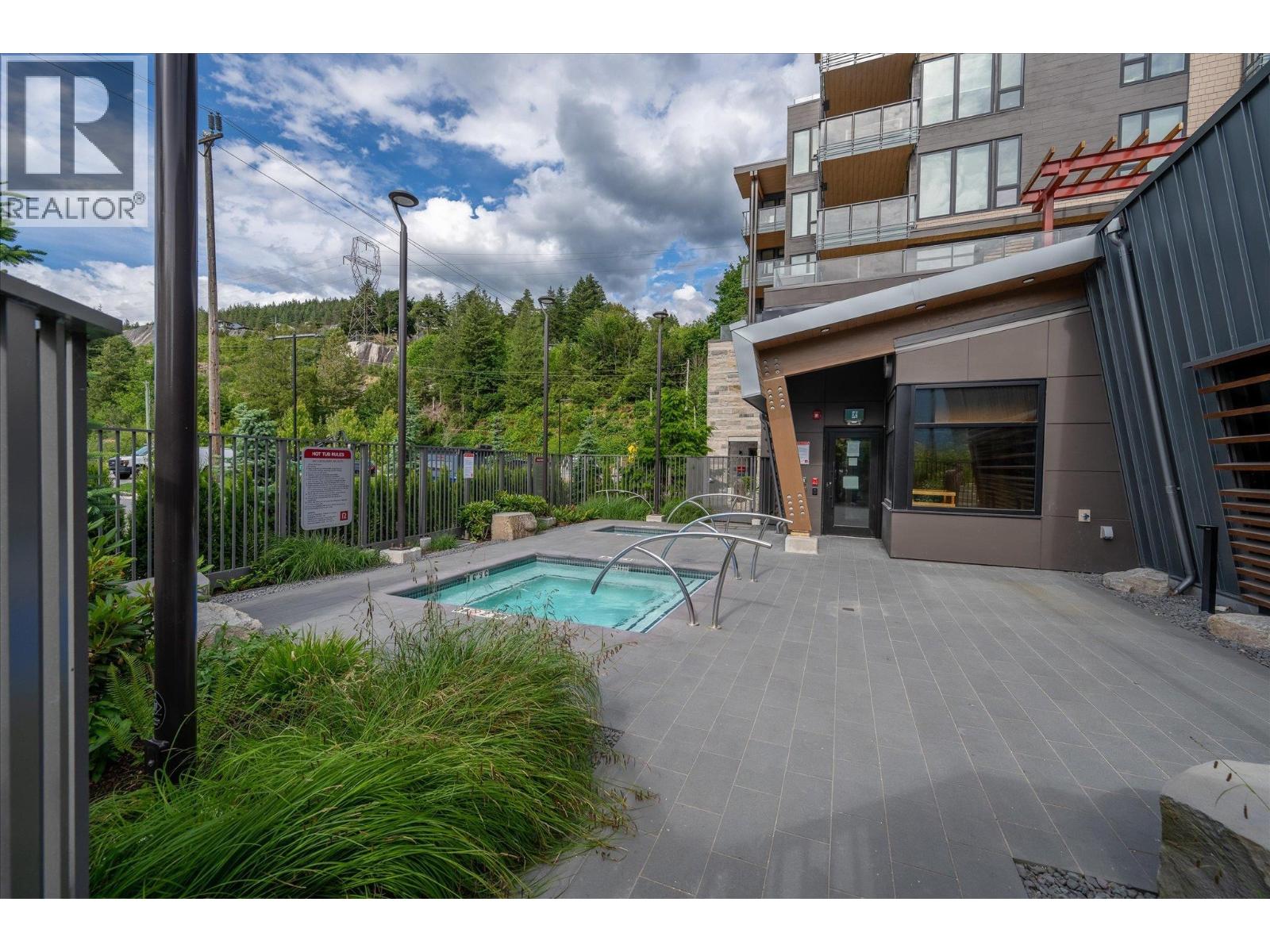 621 1500 SCOTT CRESCENT, Squamish