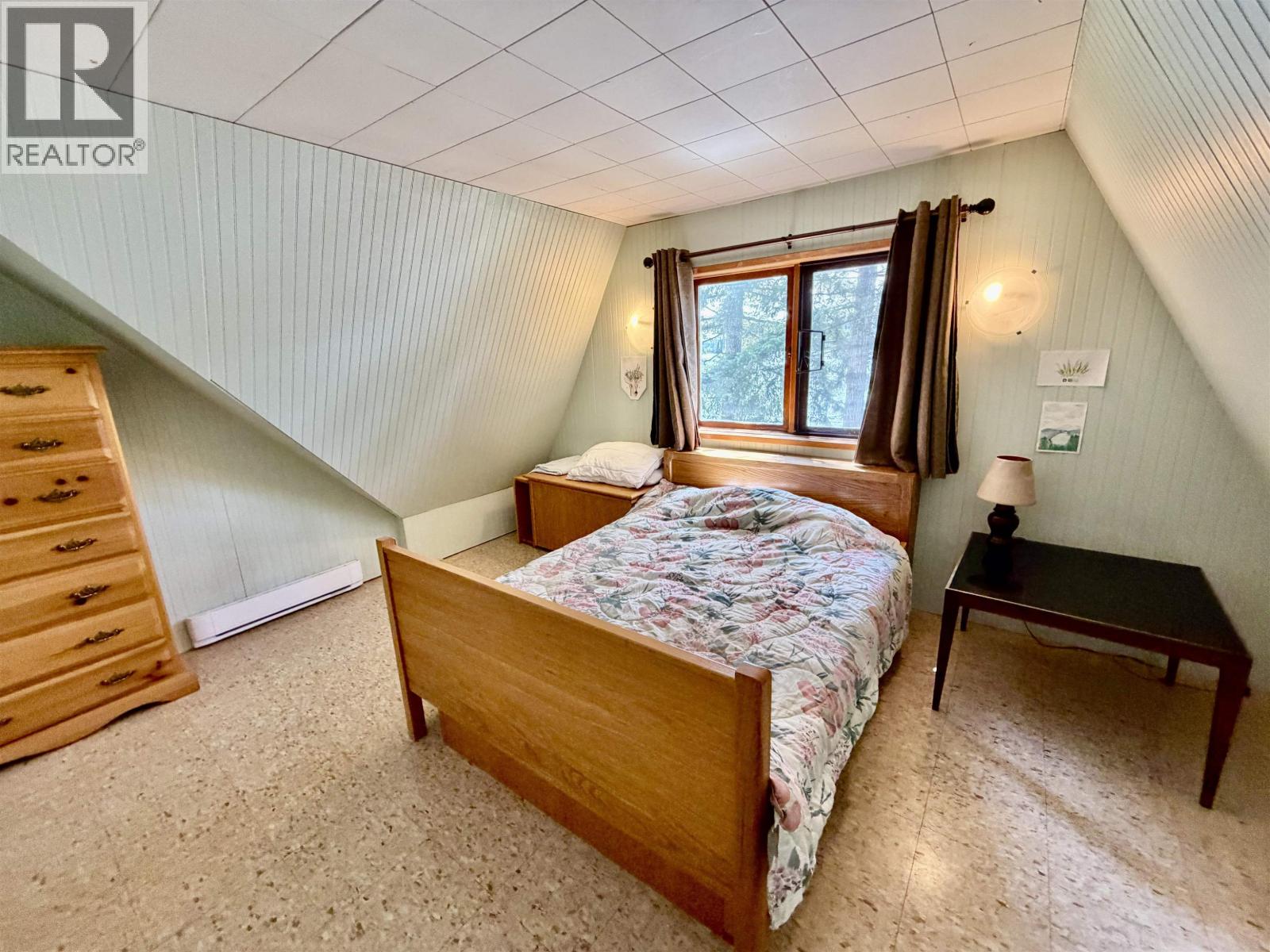 6787 SECHELT INLET ROAD, Sechelt