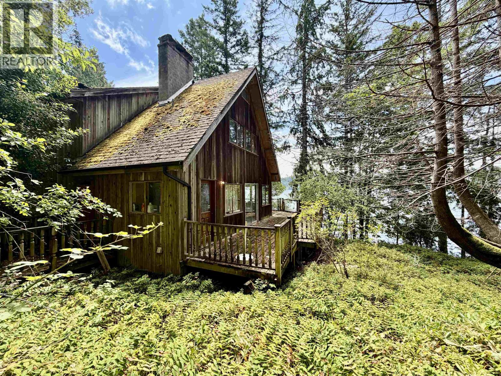 6787 SECHELT INLET ROAD, Sechelt