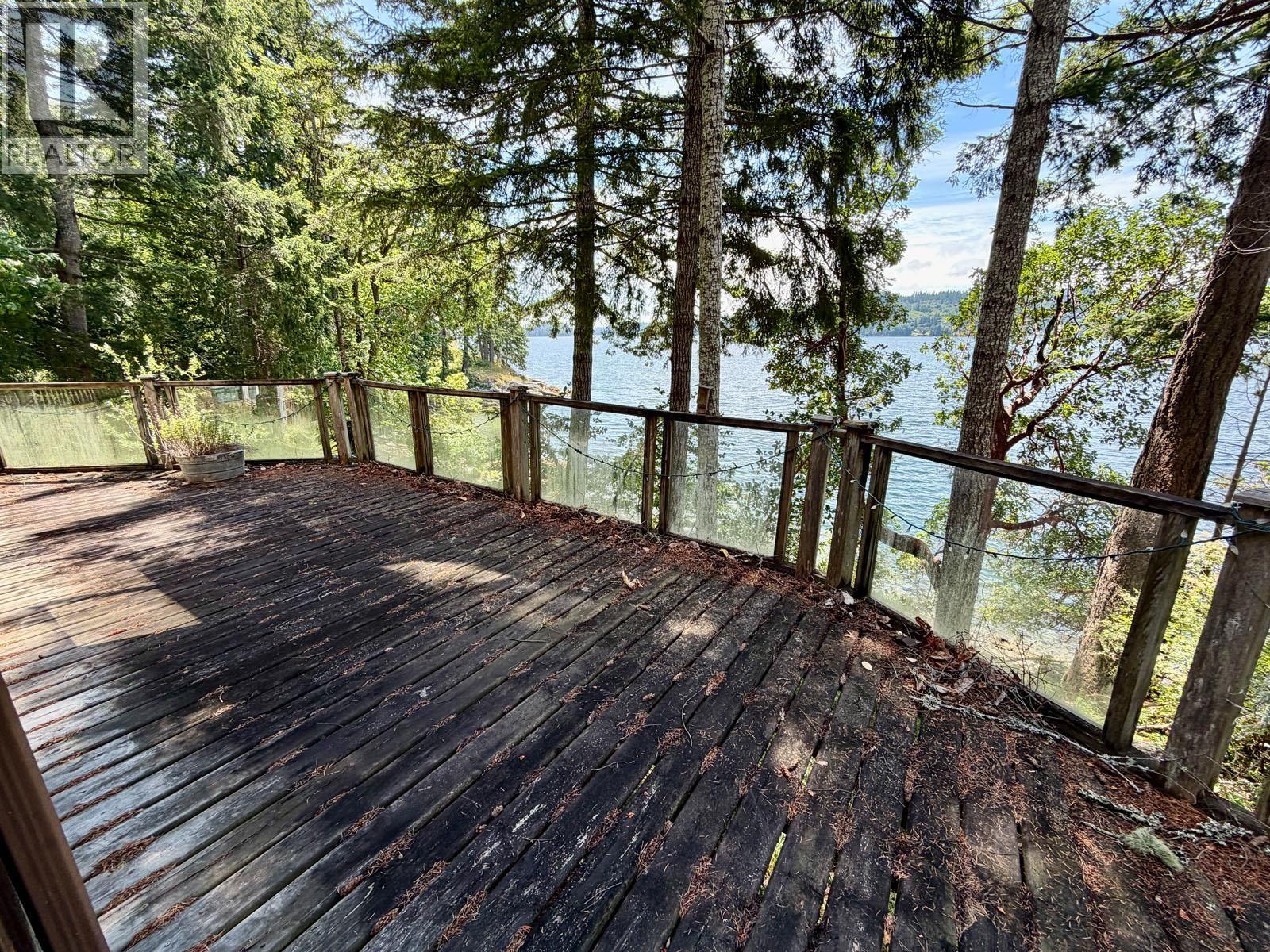 6787 SECHELT INLET ROAD, Sechelt