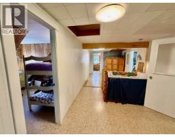 6787 Sechelt Inlet Road, Sechelt, BC V7Z0L2 Photo 26