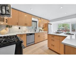 4377 W 12th Avenue, Vancouver, BC V6R2P9 Photo 13