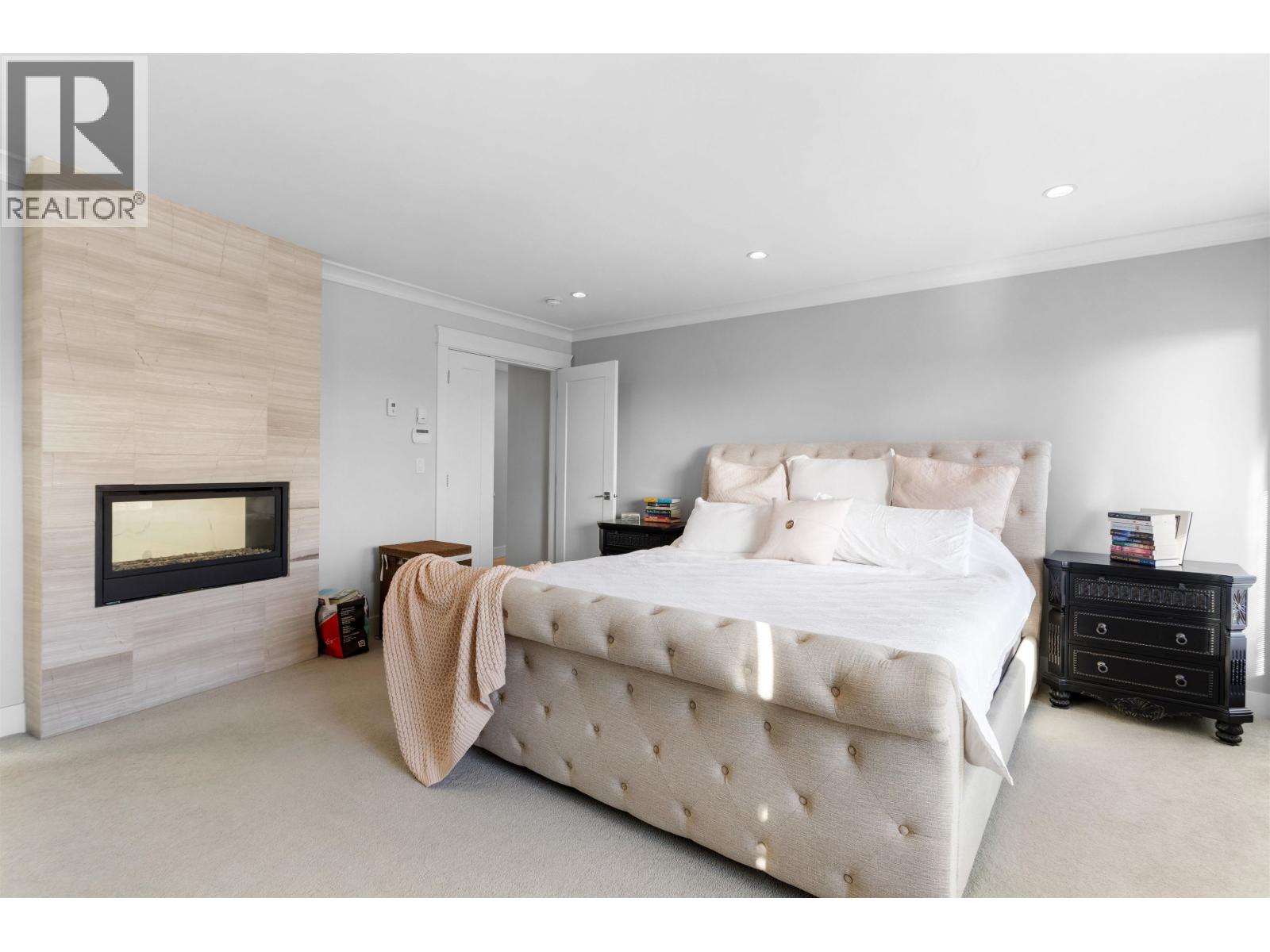 8656 GILLEY AVENUE, Burnaby