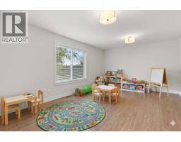8656 Gilley Avenue, Burnaby, BC V5J4Y5 Photo 32