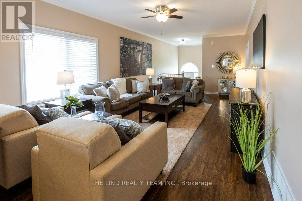 61 MCINTYRE DRIVE - 16