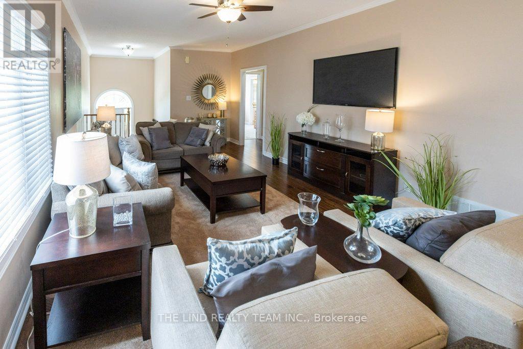 61 MCINTYRE DRIVE - 18