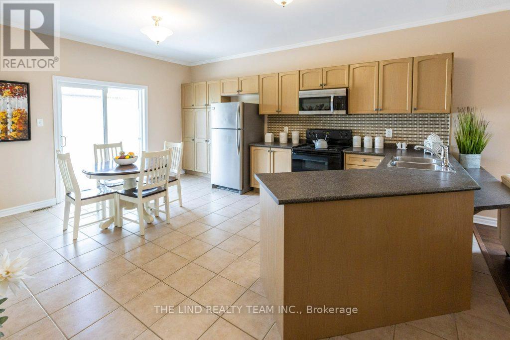 61 MCINTYRE DRIVE - 23