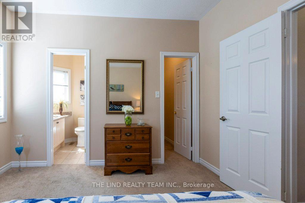 61 MCINTYRE DRIVE - 31