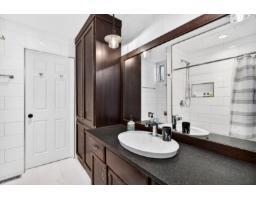 13386 18a Avenue, Surrey, BC V4A7R1 Photo 11