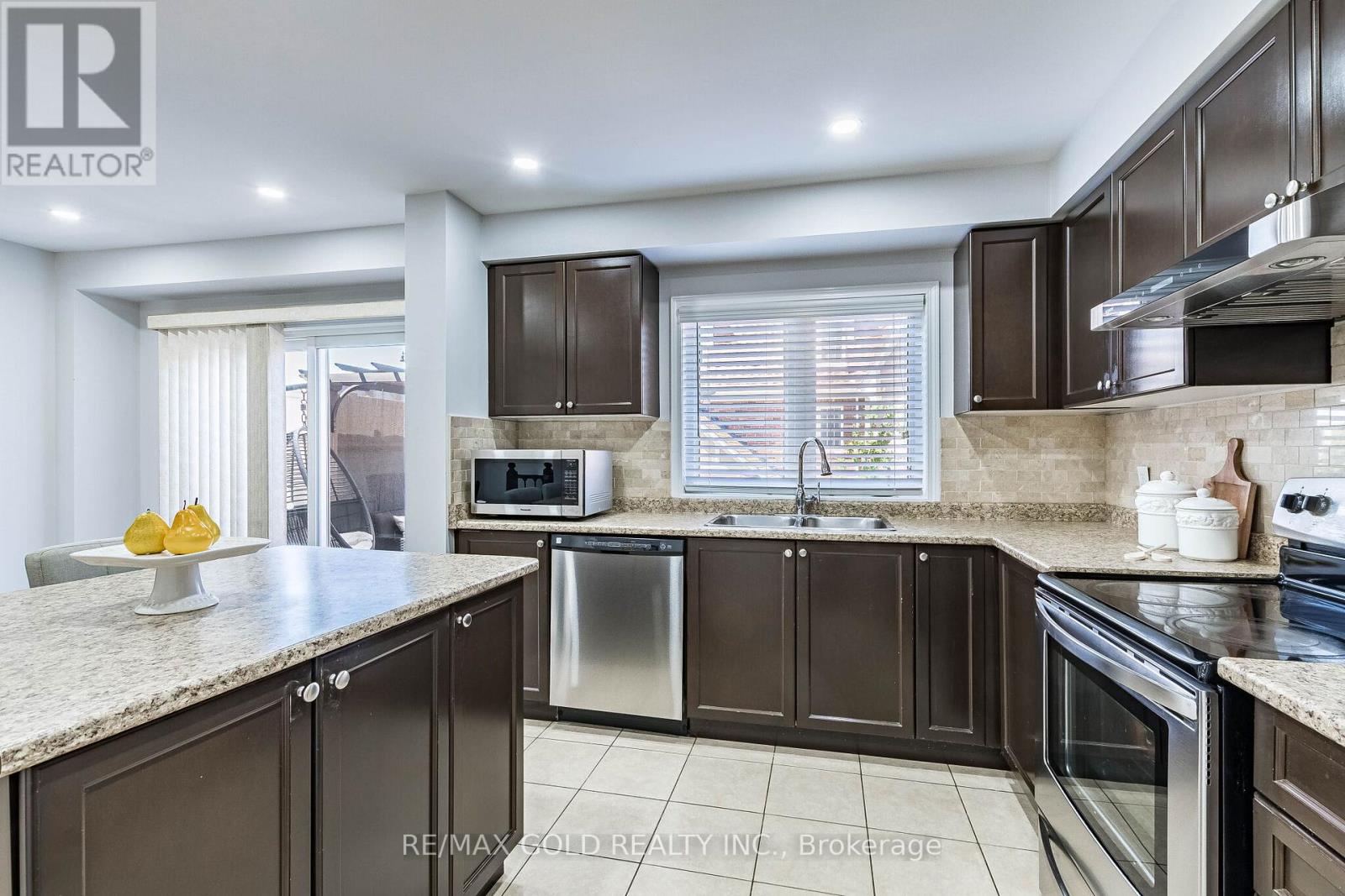 50 GANTON HEIGHTS - 16