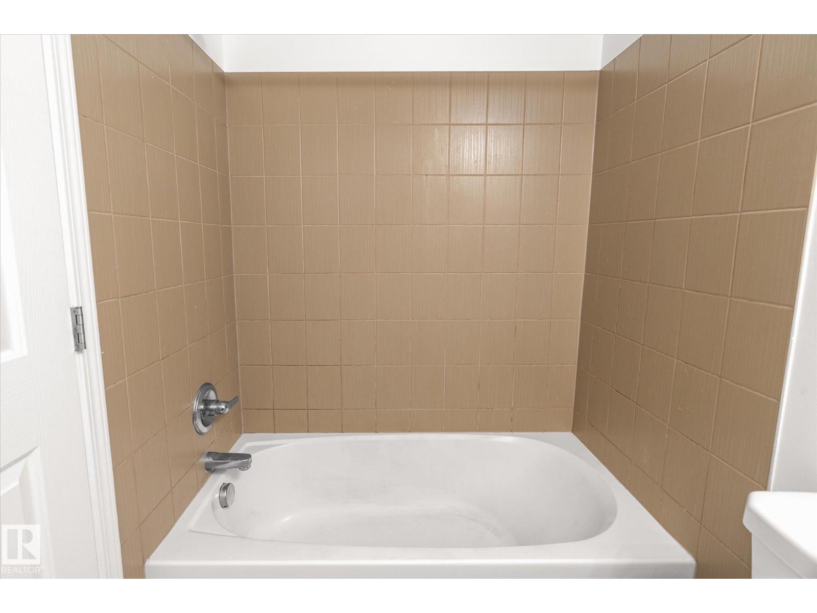 #409 11816 22 AV SW - 21