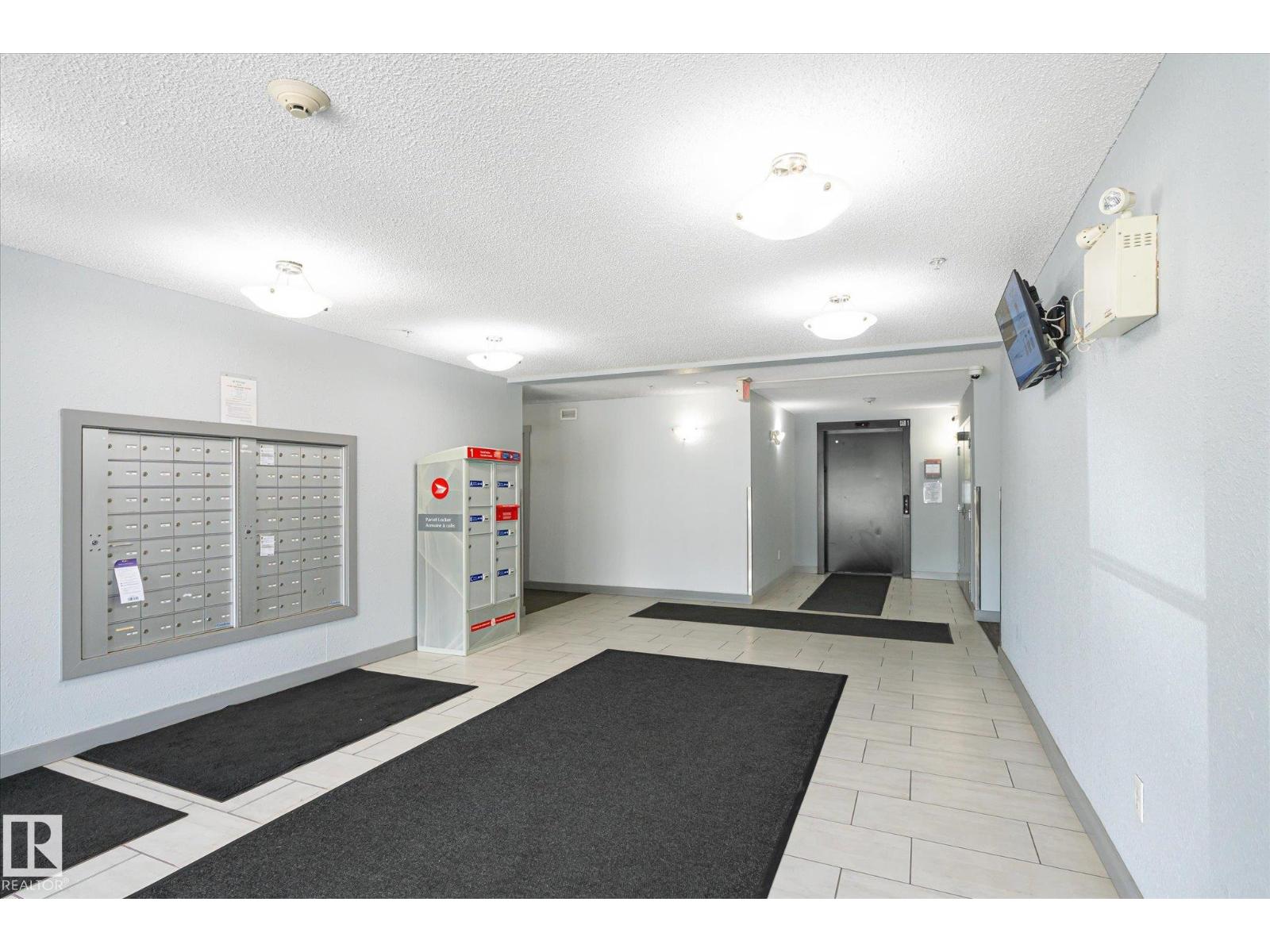 #409 11816 22 AV SW - 3