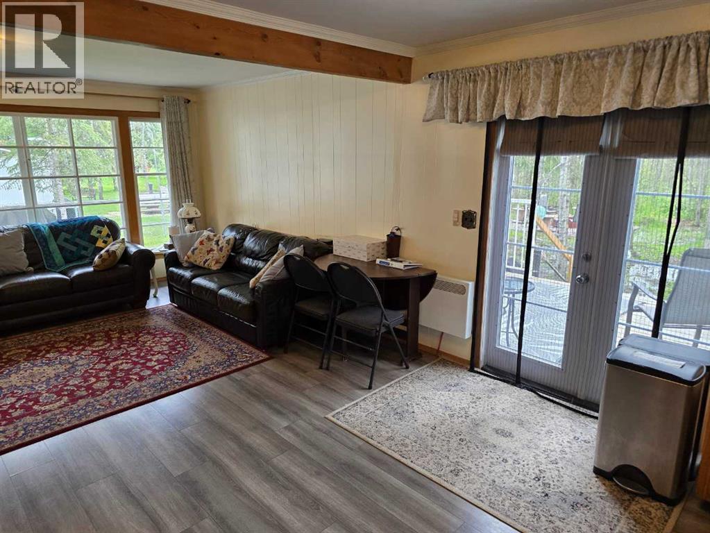 356, 28126 Township Road 411 - 16