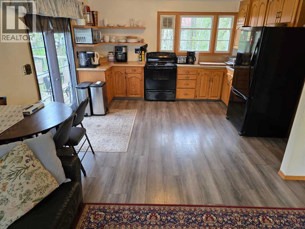 356, 28126 Township Road 411 - 19