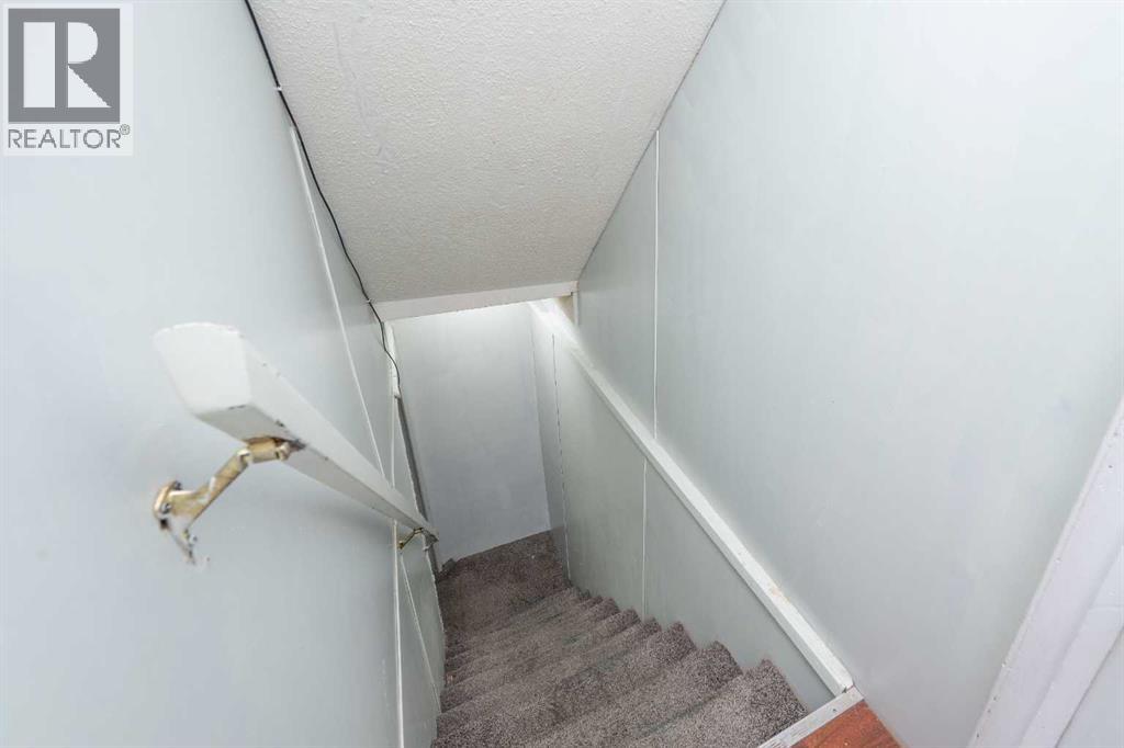 7627 24A Street SE - 23