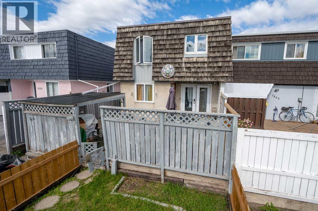 7627 24A Street SE - 3