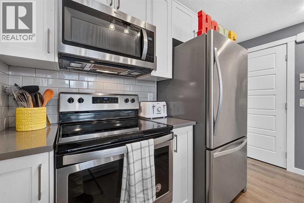 #108 19500 37 Street SE - 14