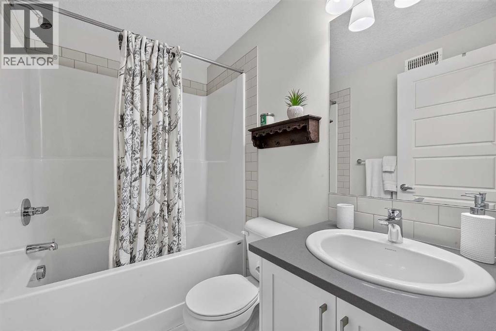 #108 19500 37 Street SE - 16