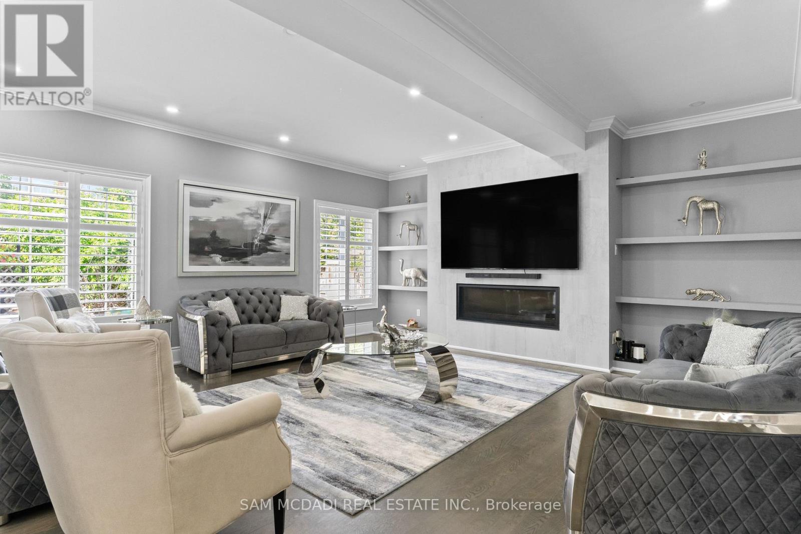 29 DELROSA WAY - 15