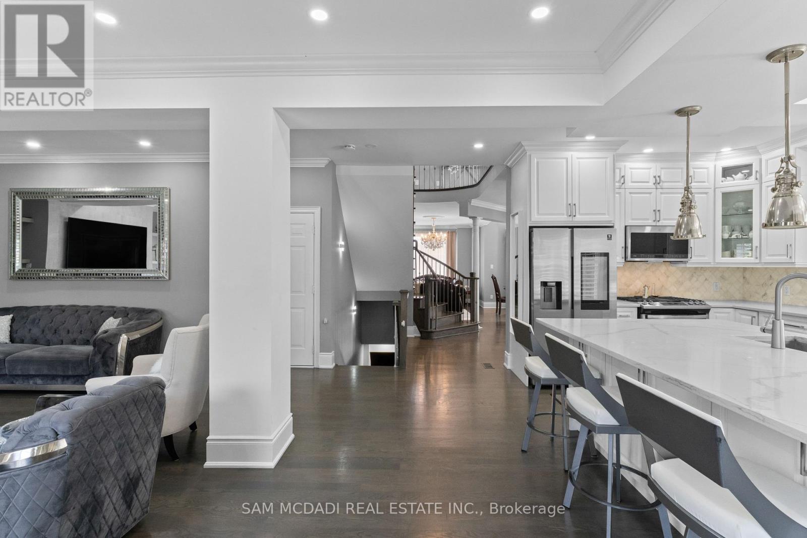 29 DELROSA WAY - 17