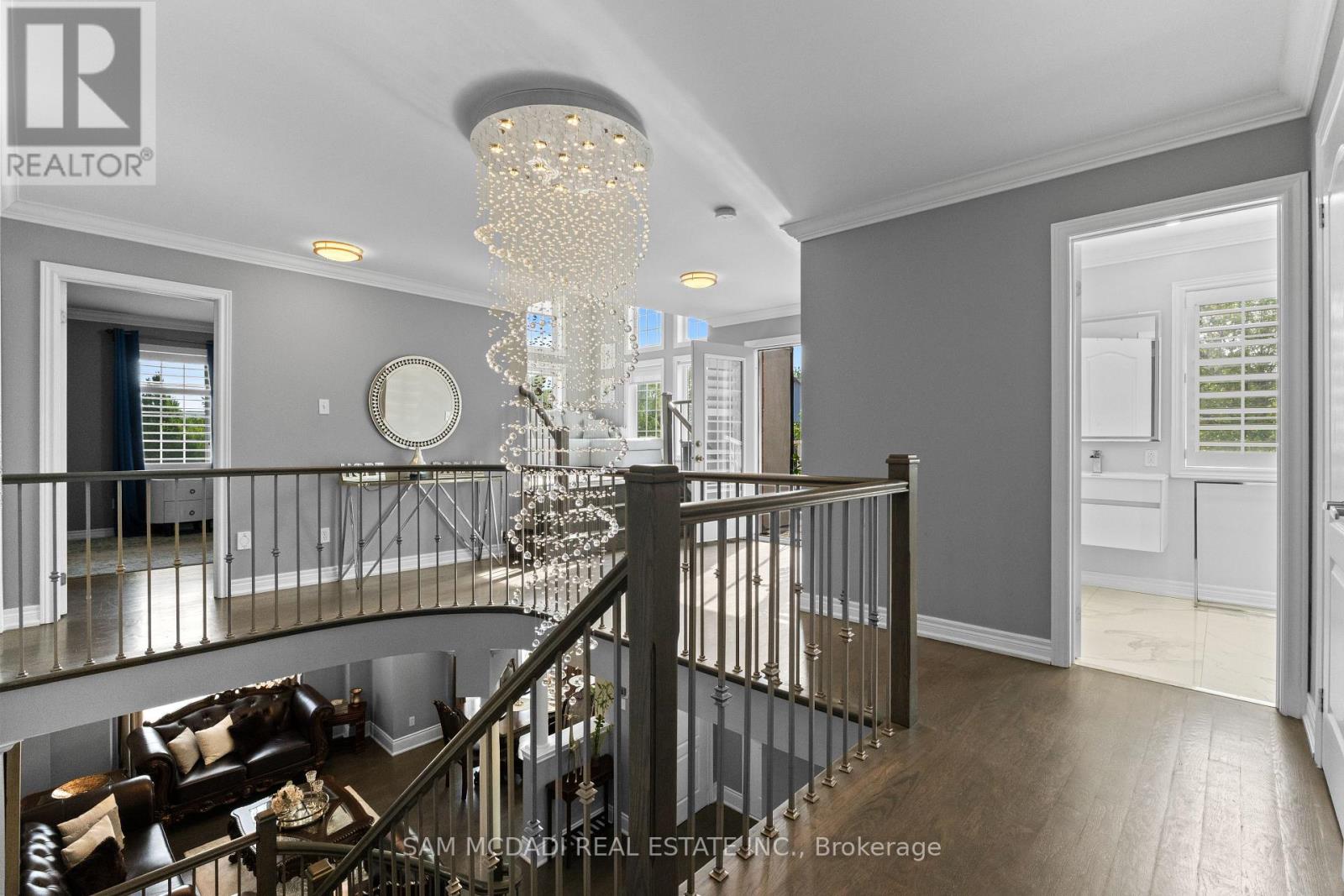 29 DELROSA WAY - 18