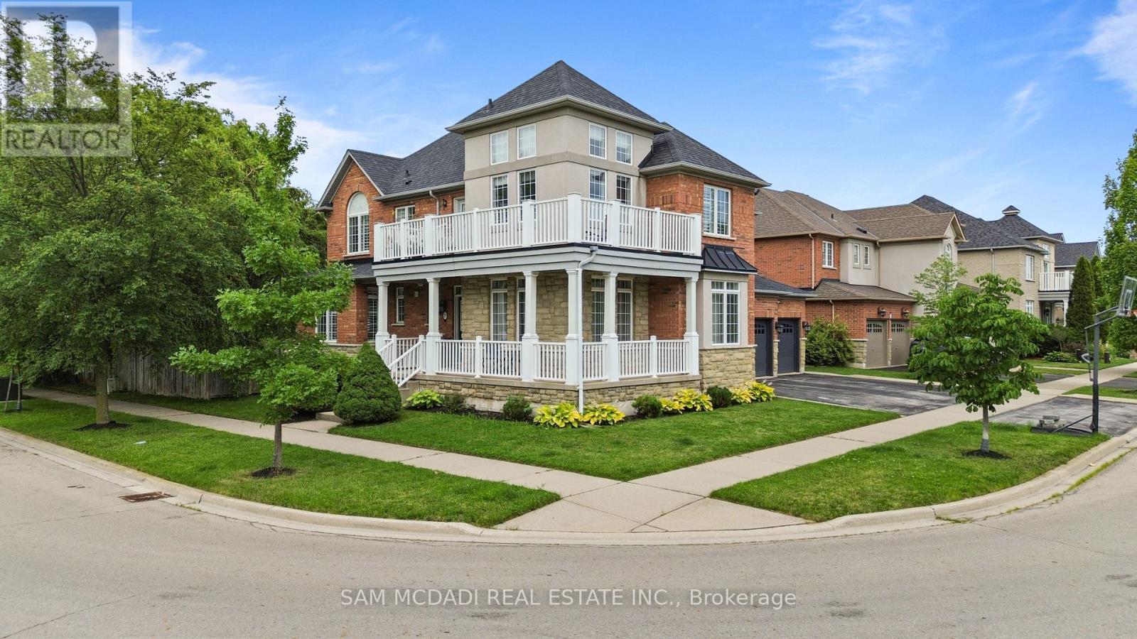 29 DELROSA WAY - 2