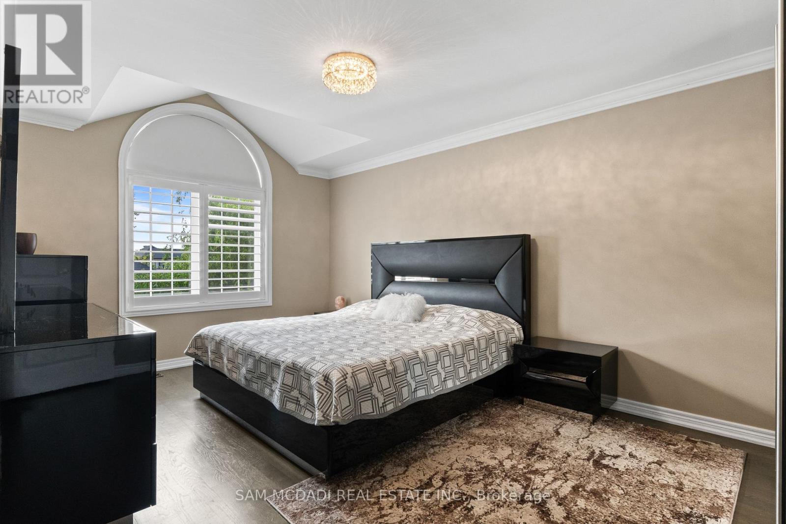 29 DELROSA WAY - 26