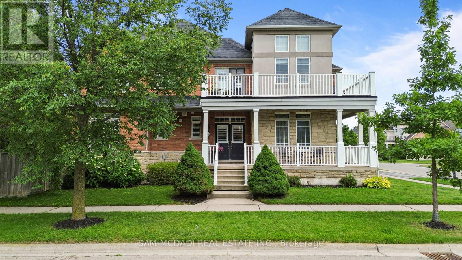 29 DELROSA WAY - 3