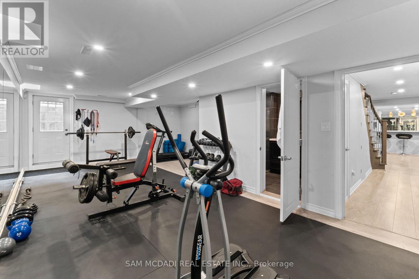 29 DELROSA WAY - 38