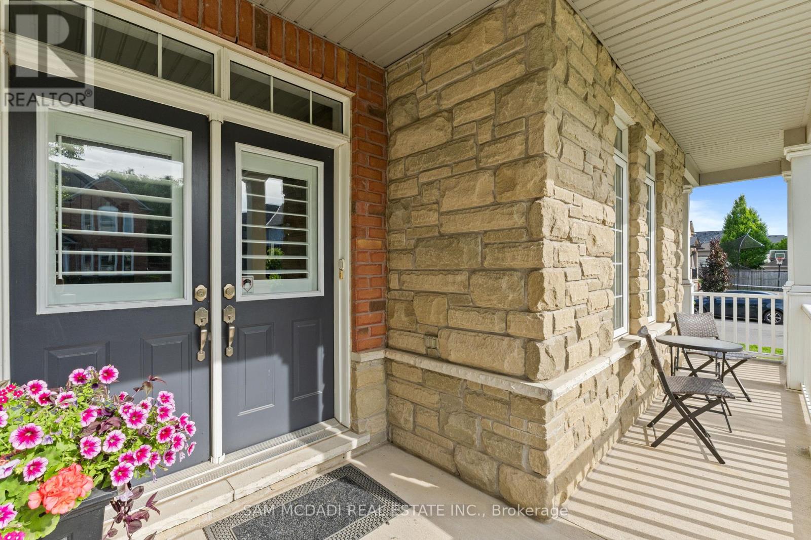 29 DELROSA WAY - 4