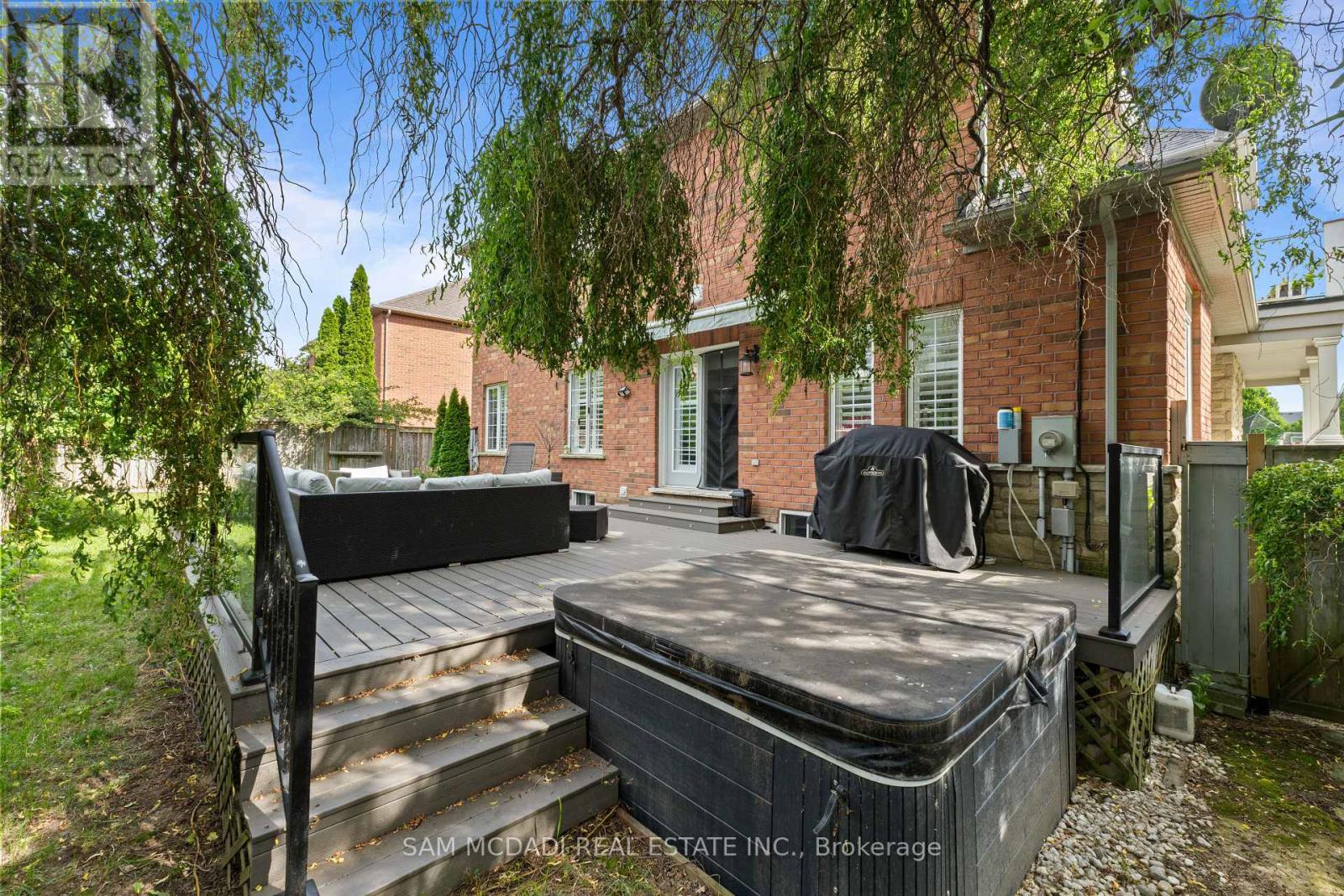 29 DELROSA WAY - 42