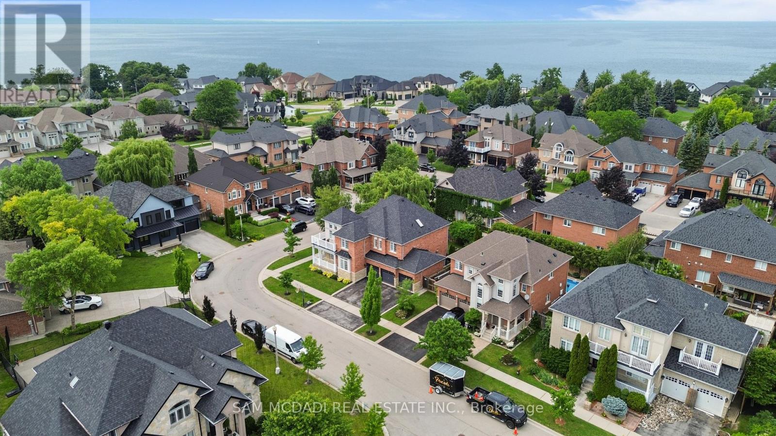 29 DELROSA WAY - 47