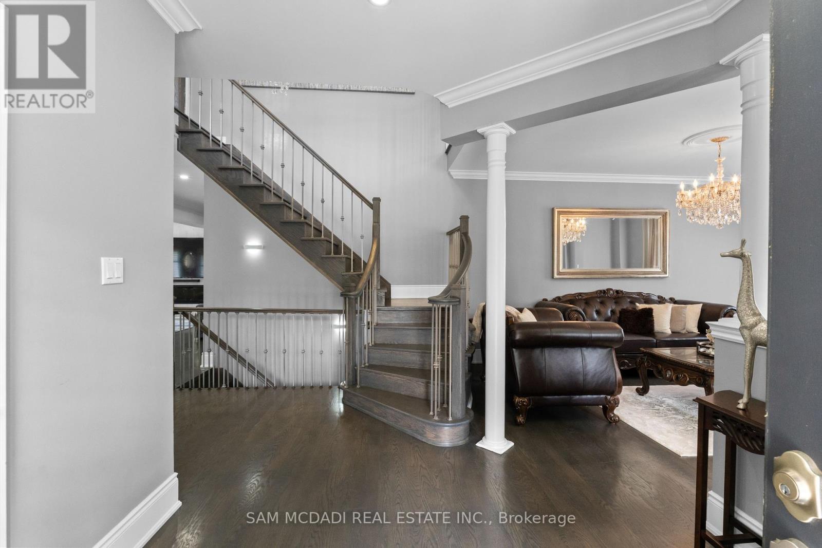 29 DELROSA WAY - 6