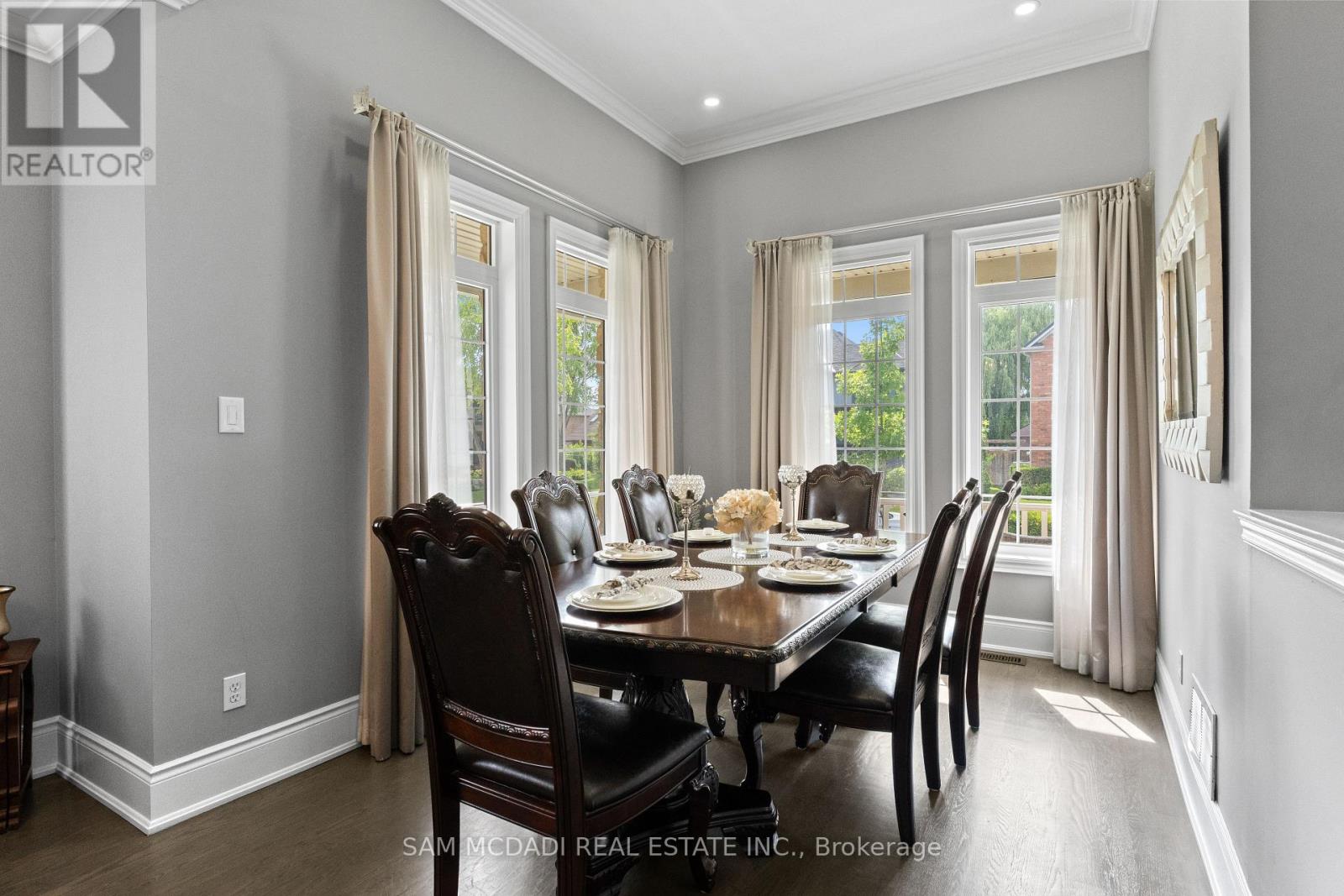 29 DELROSA WAY - 8