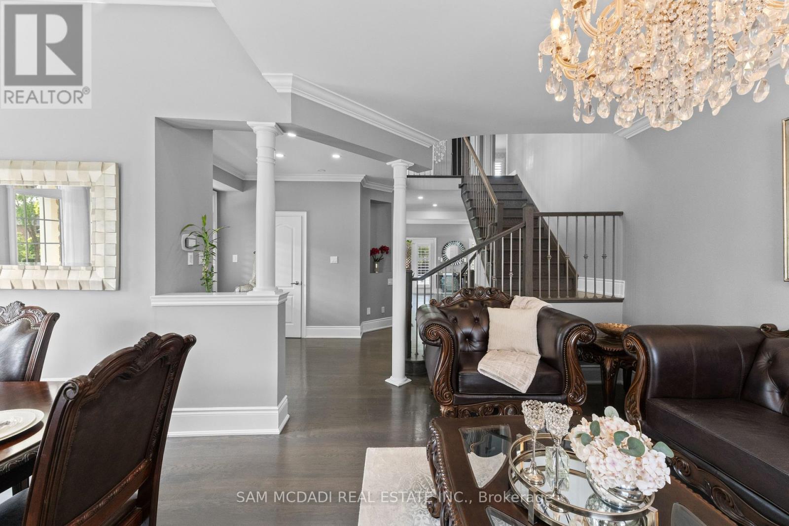 29 DELROSA WAY - 9