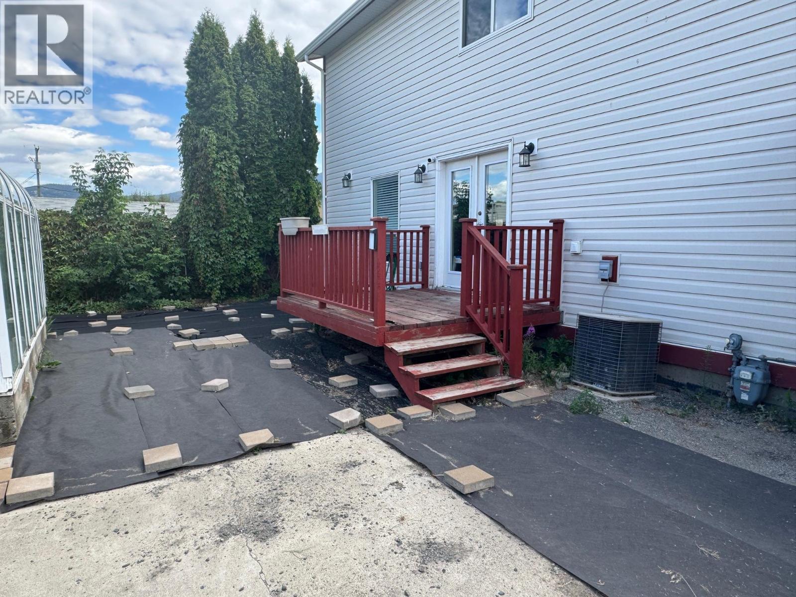 1675 Canford Avenue - 19