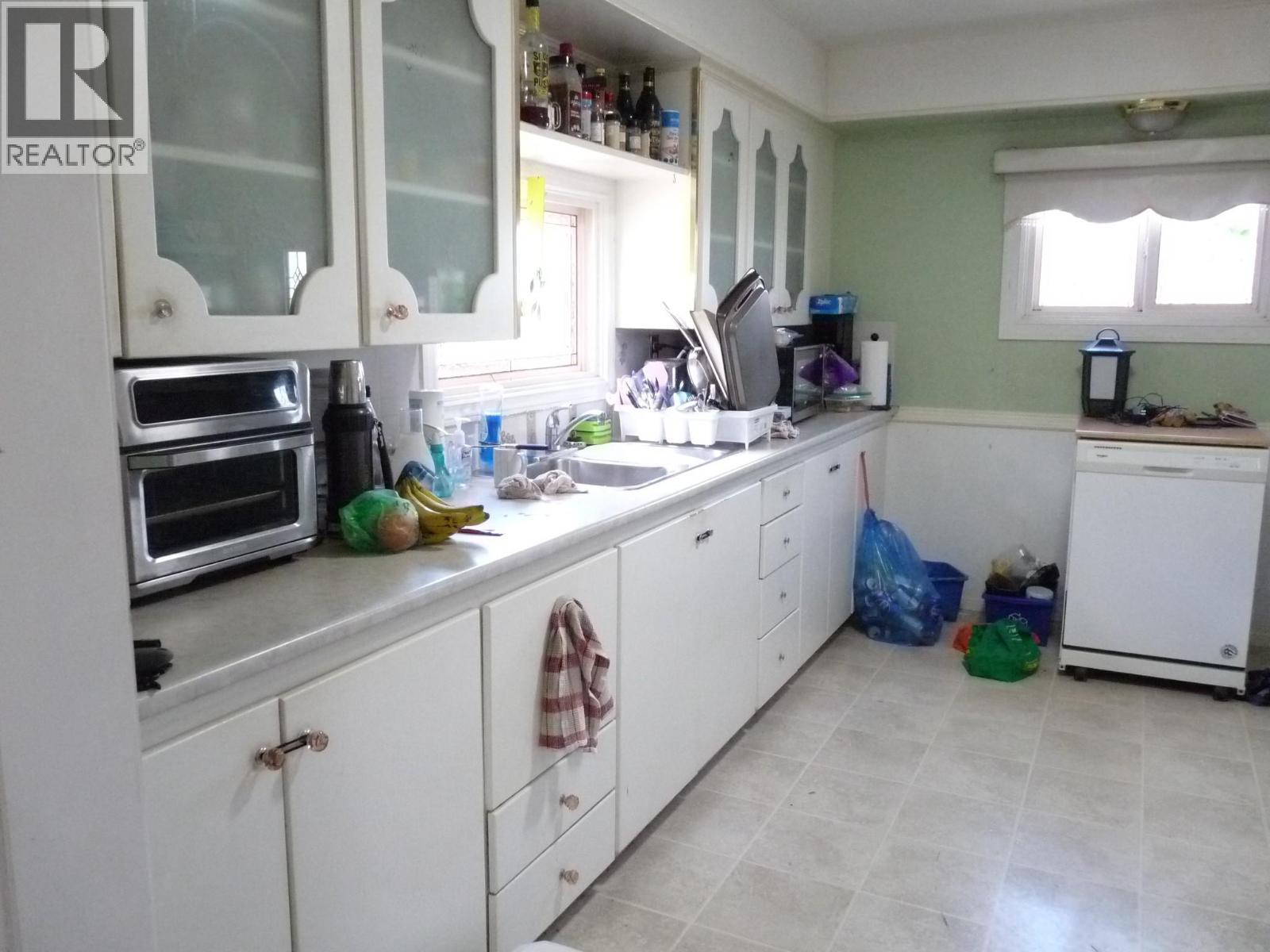 1160 Meadow Lane - 3