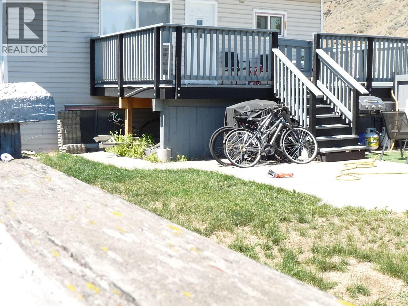 1160 Meadow Lane - Image 7