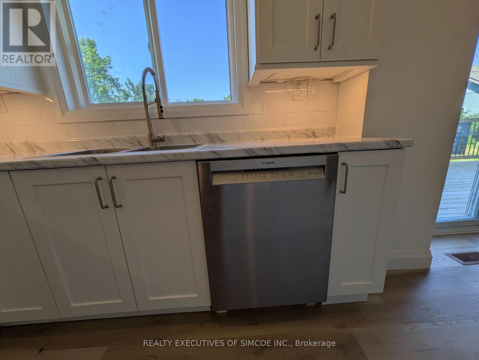 3464 BAYOU ROAD - 8