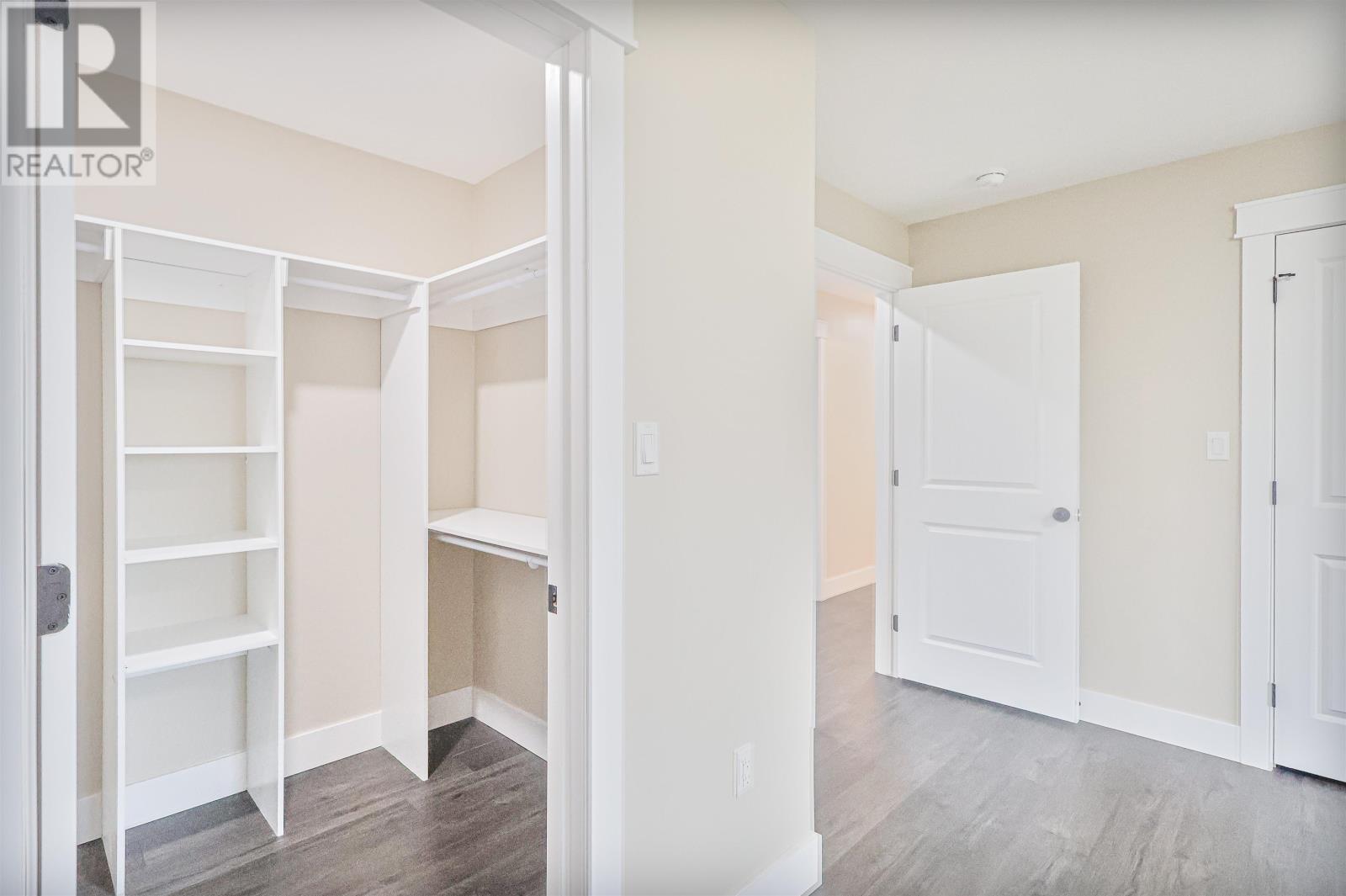 27 Neill Drive - 25