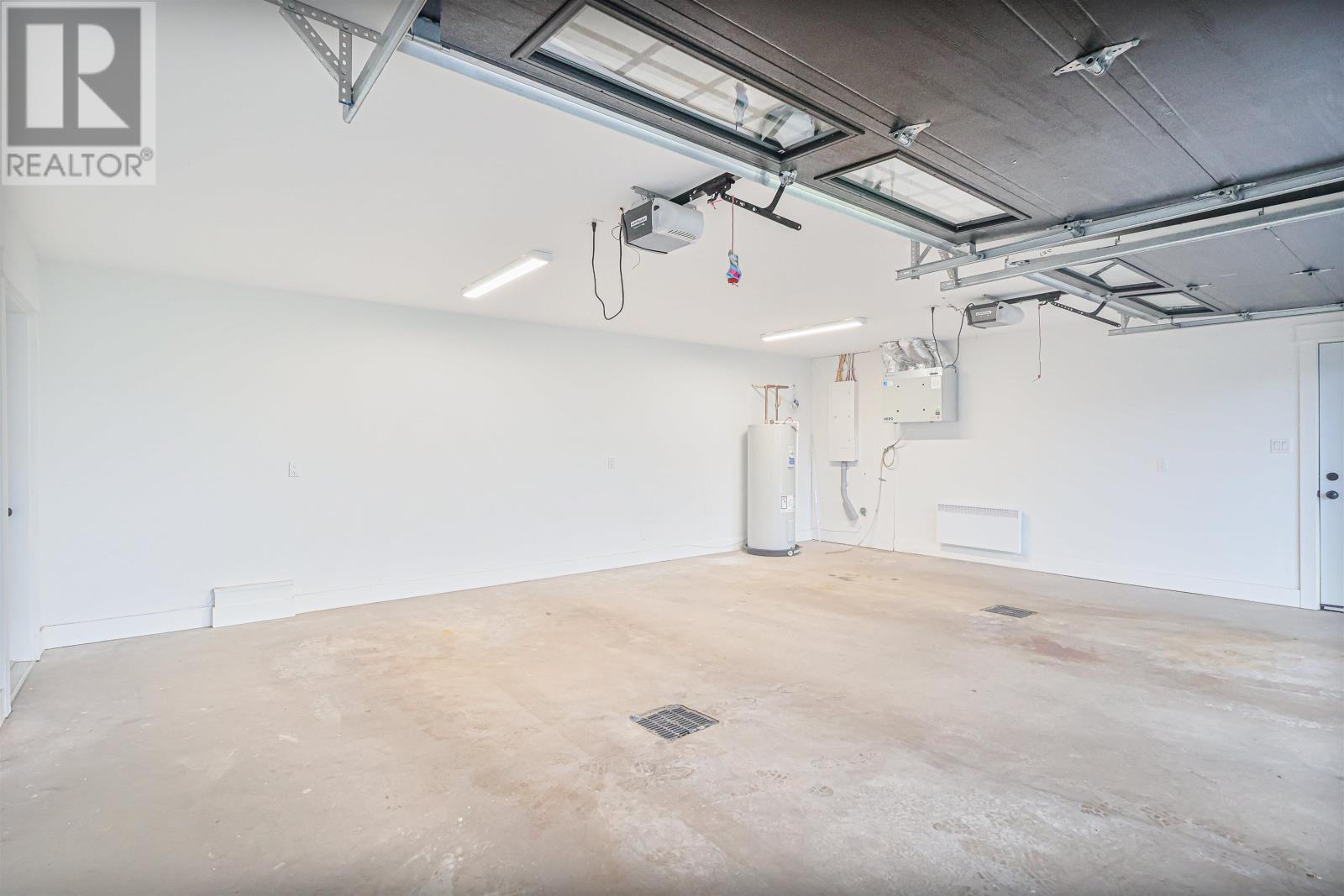 27 Neill Drive - 31