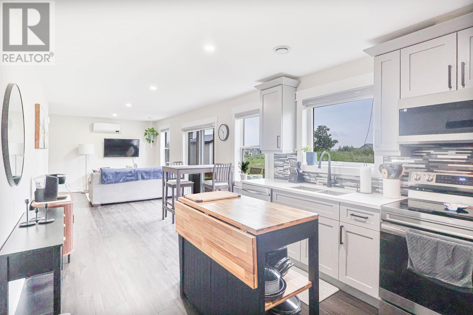 27 Neill Drive - 34