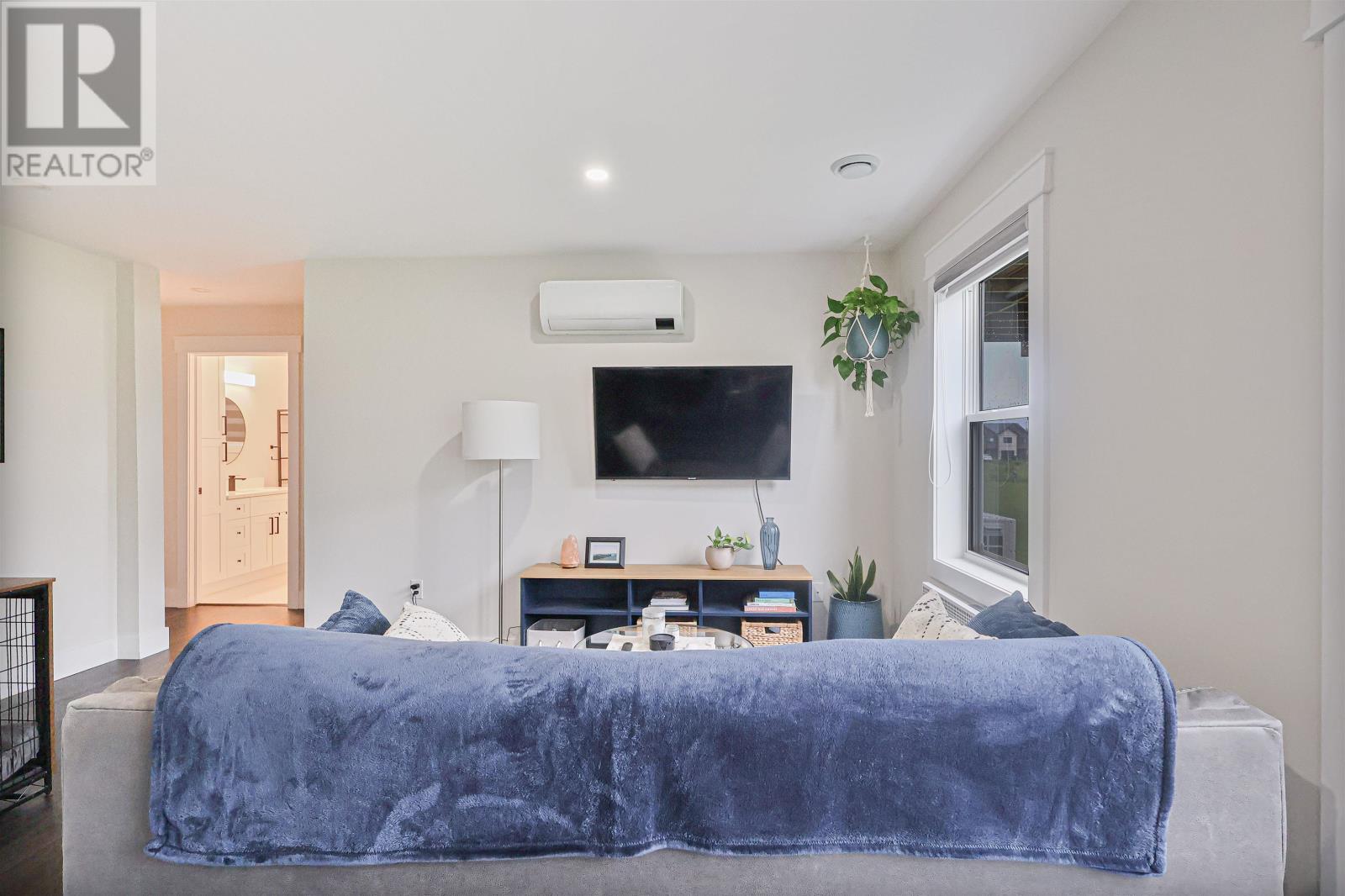 27 Neill Drive - 35